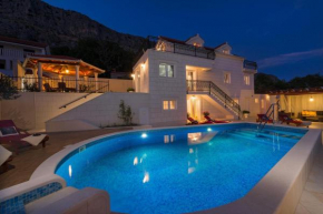 Luxury VILLA MAJA with whirlpool, heated pool, gym, sauna, panoramic sea views